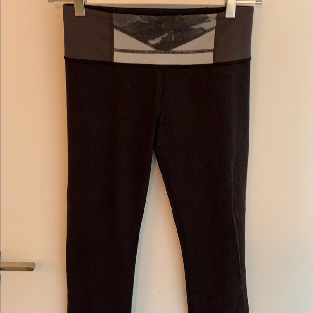 Lululemon black leggings